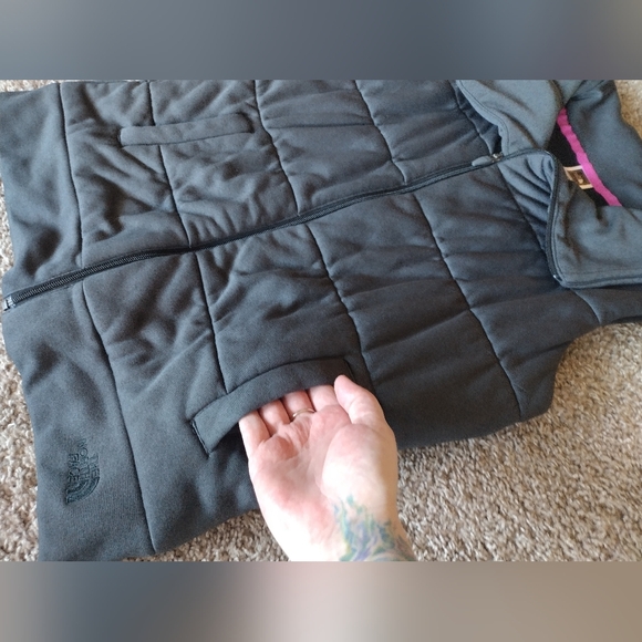 The North Face Darella Gray Insulated Puffer Vest Medium - Picture 5 of 10